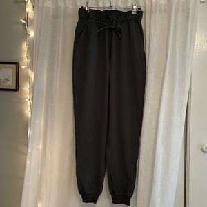NWOT! ✨ LuluLemon Joggers